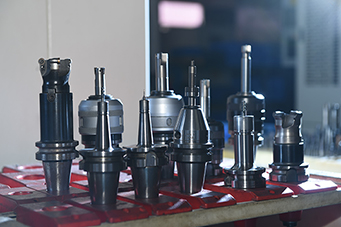 星空体育app官方入口小贴士：注塑模具数控加工中刀具的选择方法