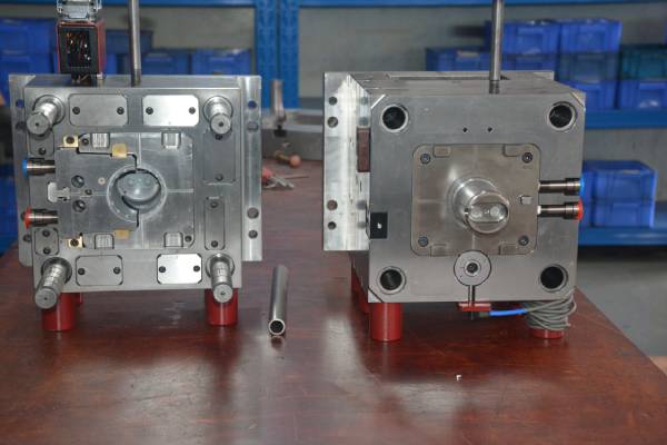 脱螺纹模具 脱螺纹模具