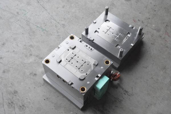 塑胶模具定制加工