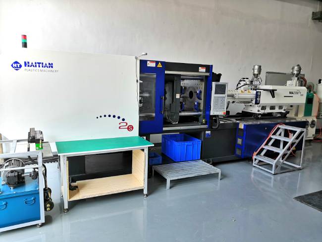 星空体育app官方入口精密模具加工注塑厂