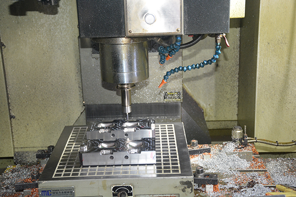 注塑模具厂家 注塑模具厂家