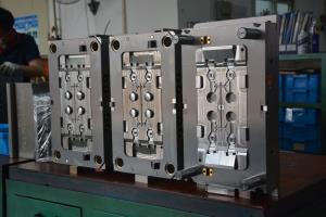 注塑模具厂家教你识别塑胶模具和注塑模具的区别