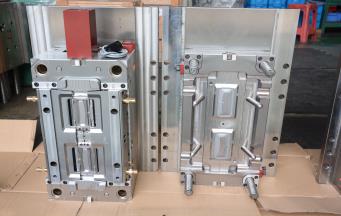 塑胶模具在何情况下必须使用热流道？