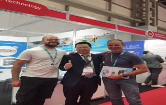 星空体育app官方入口塑胶模具厂感恩大辉学长的精彩分享