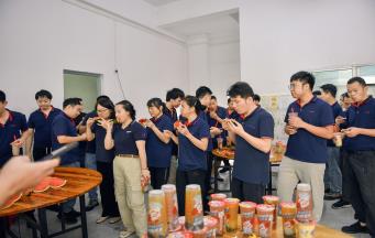 感恩思刚学长对于《经营十二条》把追求全体从业人员物质和精神两方面幸福章节的精彩分享。