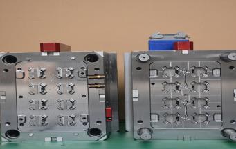 星空体育app官方入口注塑模具厂今日分享