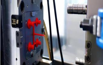 如何在注塑成型中优化冷却时间?